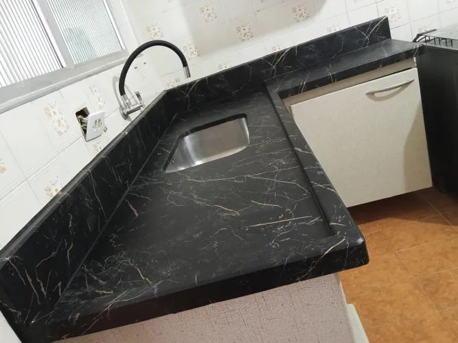 Envelopamento de Pia Mármore Marquina Fosco
