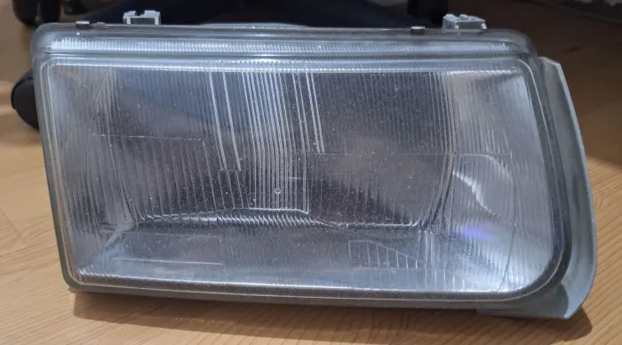 Farol Original VW SANTANA 1999 CIBIE lado direito (Carona)<br>