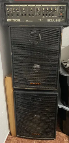 Kit cabeçote Wattson + 2 caixas passivas de 15?