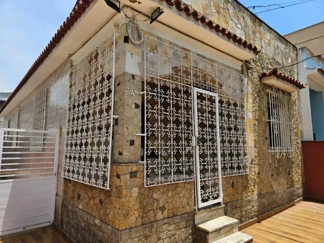 Imóvel para venda tem 70 metros quadrados com 3 quartos em Olaria - Rio de Janeiro - RJ