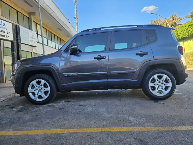 Jeep Renegade Sport T270 1.3 TB 4X2 Flex Aut. 2023