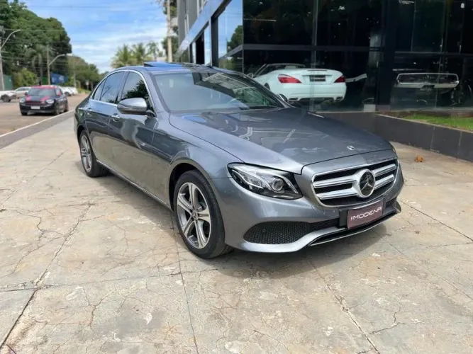 Mercedes-Benz E-250 CGI Avantgarde 2.0 TB 211cv Aut. 2017