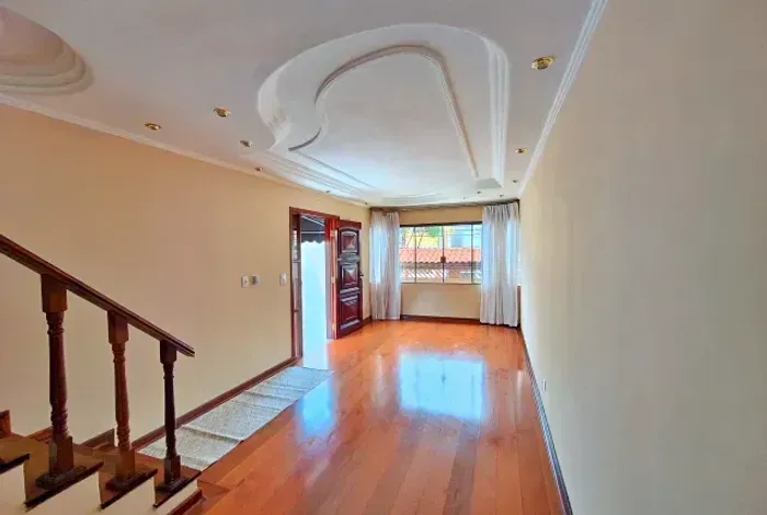 Sobrado à venda no Bairro do Jardim Felicidade (Zona Oeste) na Rua Rosálio José da Conceiç