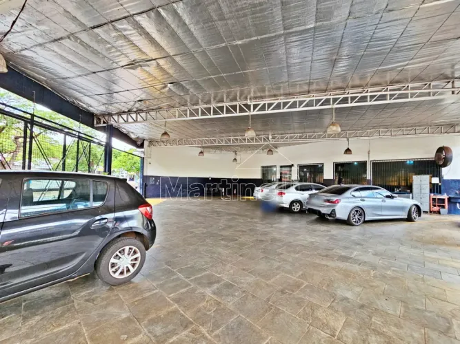 Imóvel comercial de 294m² de área construida à venda. Excelente localização, próximo à Ave