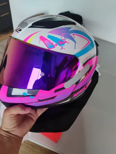 LS2 n'56 valor 550 usado vai com viseira transparente 