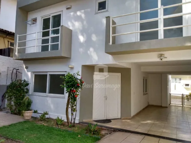 Casa 4 Quartos em São Francisco