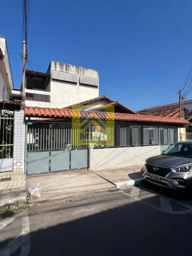 Casa para Venda em Vitória, República, 5 dormitórios, 2 suítes, 4 banheiros, 2 vagas