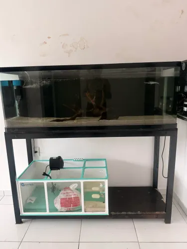 Vendo aquário grande com sump 