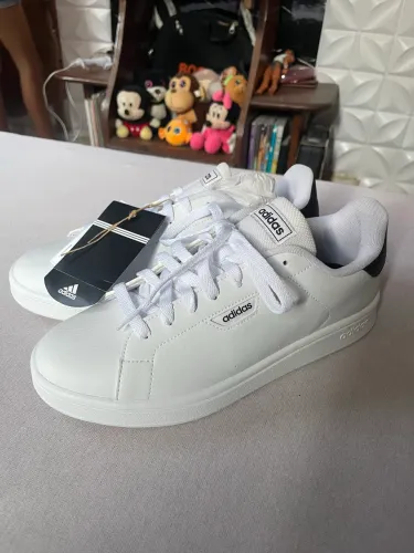 Sapato adidas 
