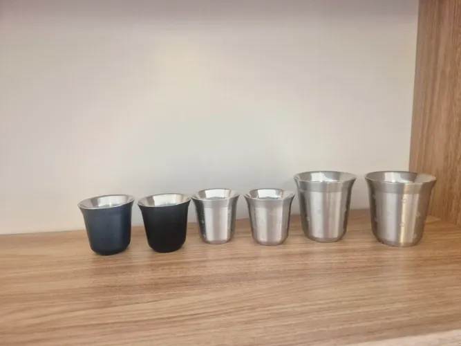Conjunto de 06 xícaras pixies originais da nespresso