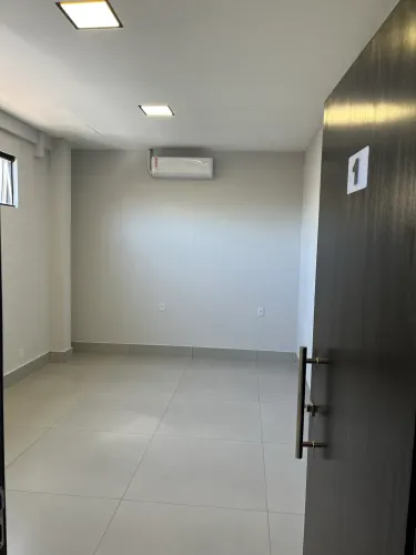 SALA COMERCIAL NO CENTRO