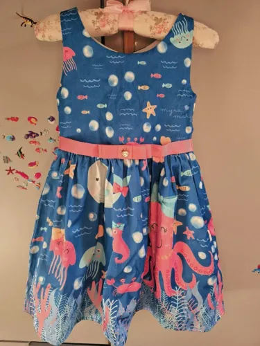 Vestido infantil fundo do mar