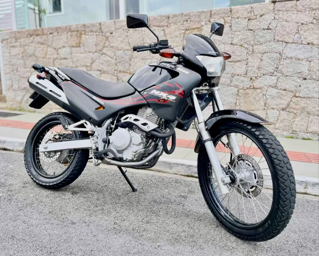 ? VENDO RARIDADE: Honda NX4 Falcon 2007 - Impecável!