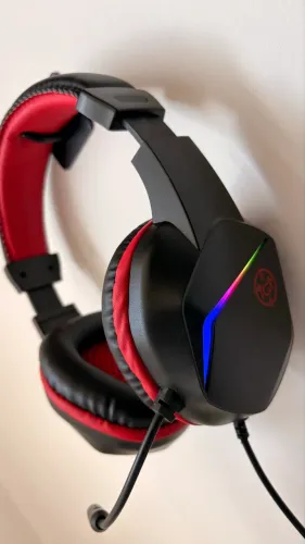 VENDO HEADSET TGT RGB C/ FIO