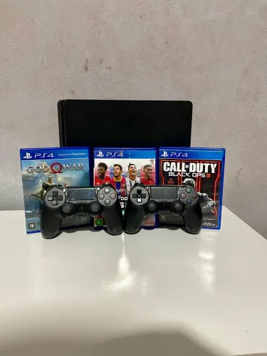 PS4 1TB VERSÃO 11.00 + 2 CONTROLES + 3 JOGOS