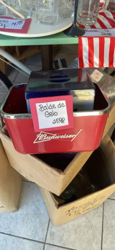 Baldes de gelo