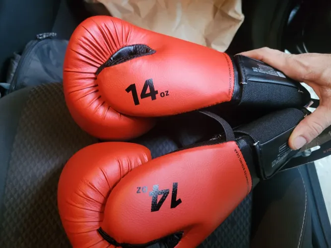 Luvas de boxe OutShock novas
