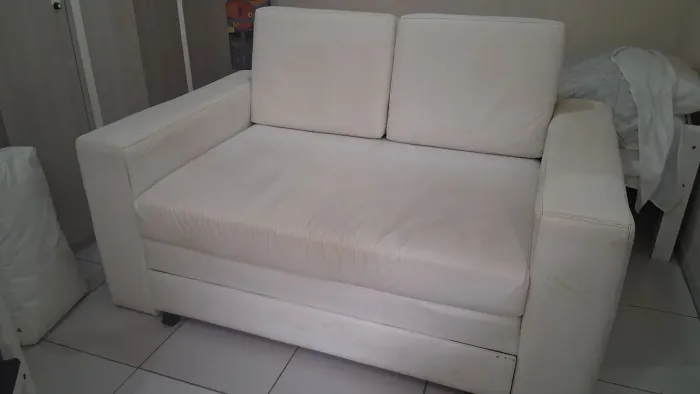 SOFÁ CAMA 2 LUGARES EM BOM ESTADO!!!!