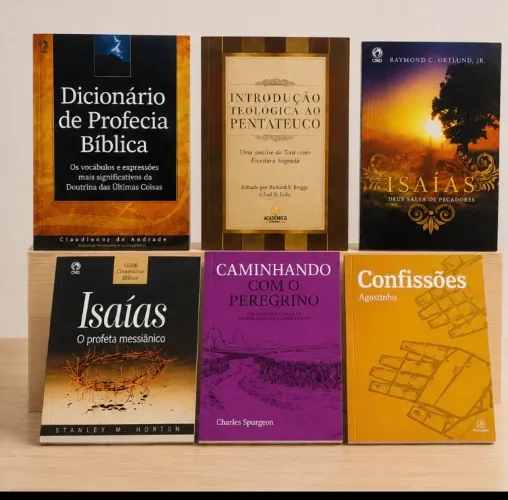 Kit com livros cristãos essenciais para estudo bíblico, teologia e crescimento espiritual.