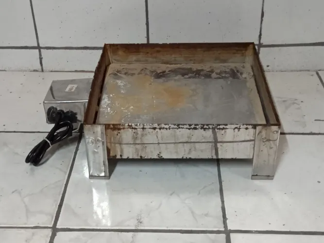 Aquecedor para Marmita/Marmiteiro Elétrico 40 x 40cm em Inox 