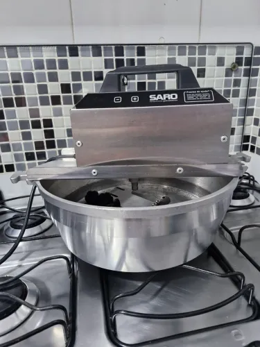 Panela mexedora Saro