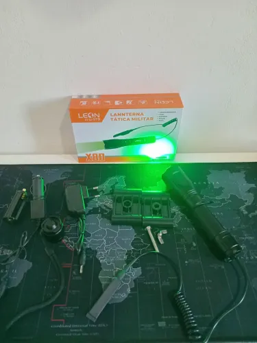 Lanterna profissional de Luz verde recarregável / SUPER PROMOÇÃO