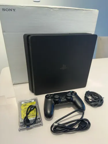 Ps4 Slim Desbloqueado, 2 controles e 21 Jogos