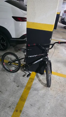 Bike zerada! Sem uso.