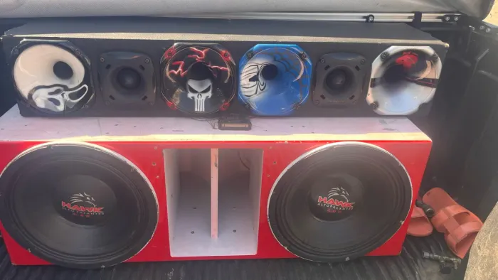 Vendo som automotivo completo