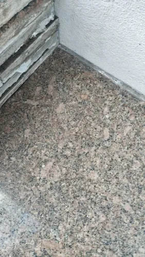 Piso em granito