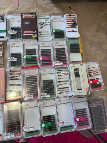 Materiais para extensão de cílios lash