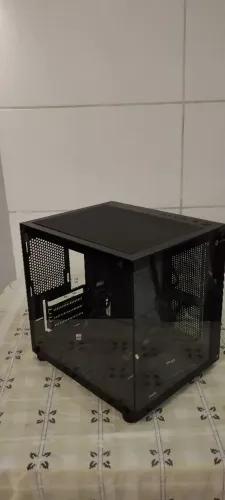 Gabinete gamer aquário