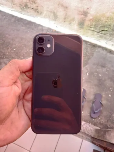 Vendo iPhone 11 64gigas.