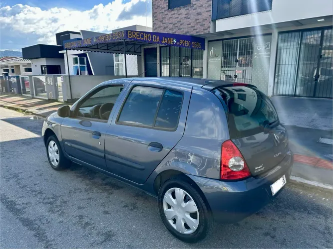 Renault Clio Hi-flex 1.0 16V 5P 2012