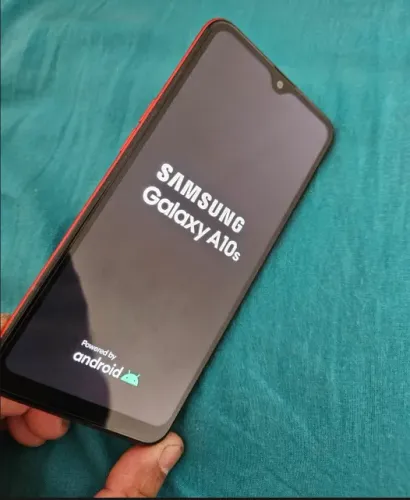 Galaxy  A10s   perfeito ( troco em algo de meu interesse )