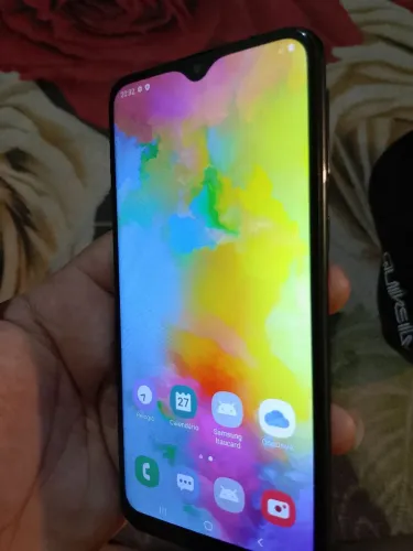 SAMSUNG M20