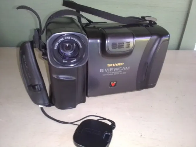 Camera filmadora Sharp