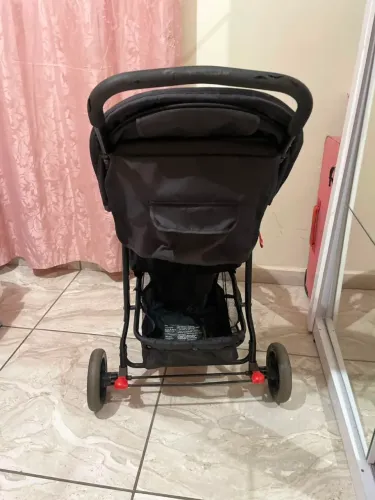 Vendo kit pra bebê ?