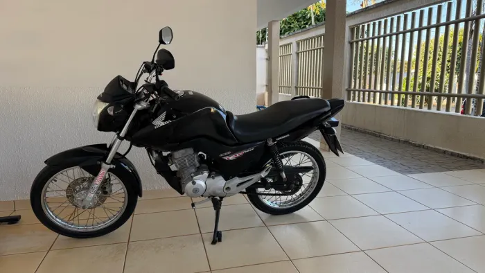 Moto CG 150, 2015