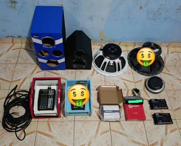 Peças de som automotivo disponíveis aceito cartões 