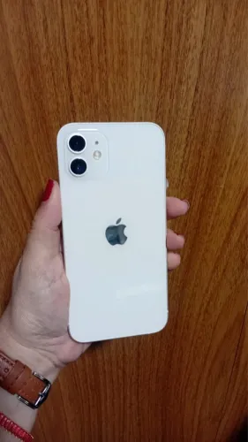 iPhone 12