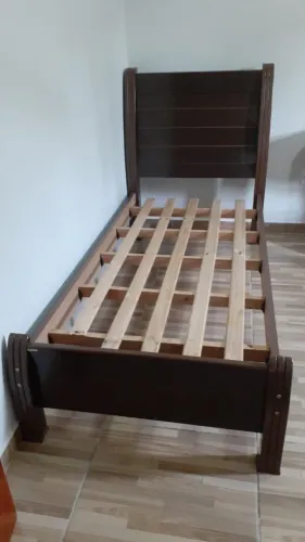 Cama de Solteiro