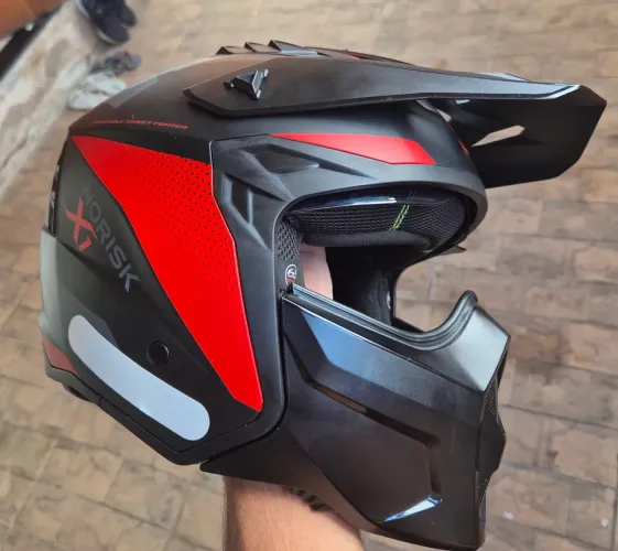 Capacete Norisk Darth 2 