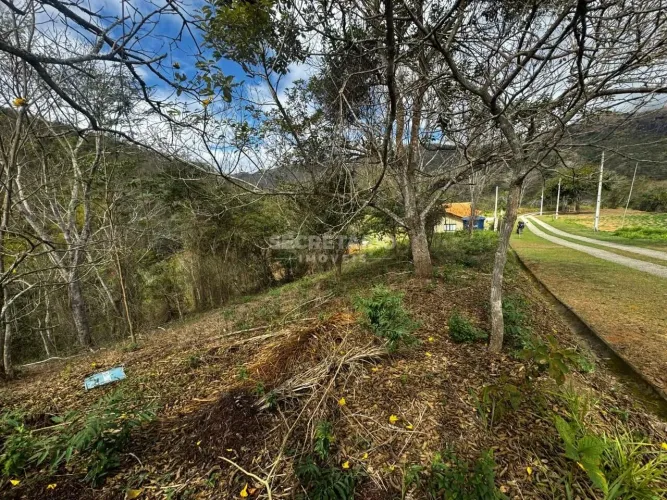 Terreno à venda, 3052 m² por R$ 290.000,00 - Secretário - Petrópolis/RJ