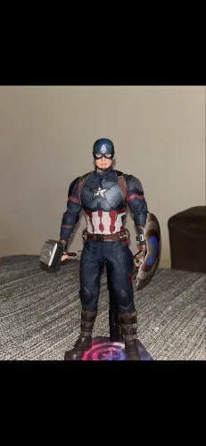 Hot Toys Capitão América Endgame