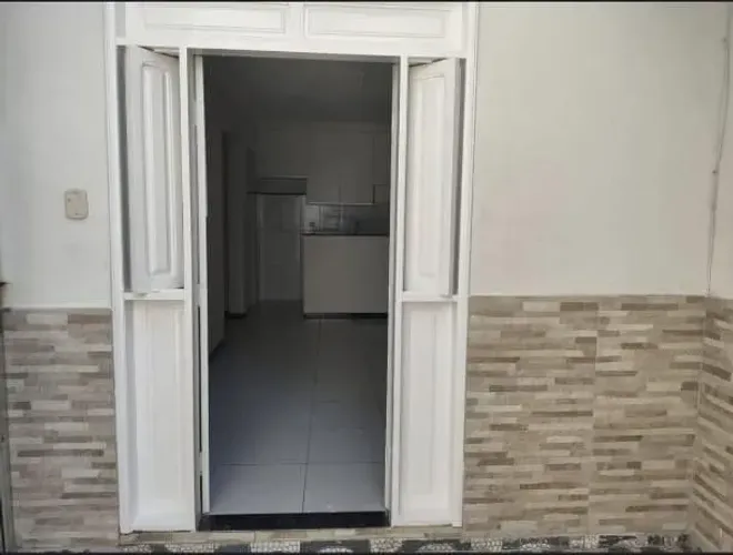 ALUGA-SE casa tipo Apto na atalaia
