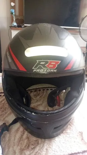 Capacete R8 pro Tork