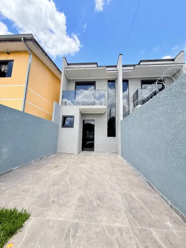 Sobrado com edicula no Santa Rita Tatuquara
