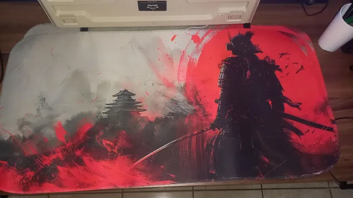 Mousepad Gamer Extra Grande 70x30 Samurai<br><br>Vermelho e Preto