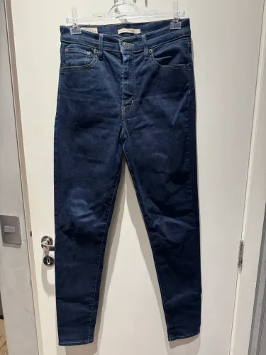 Calça LEVI?S skinny com stretch, tam 40